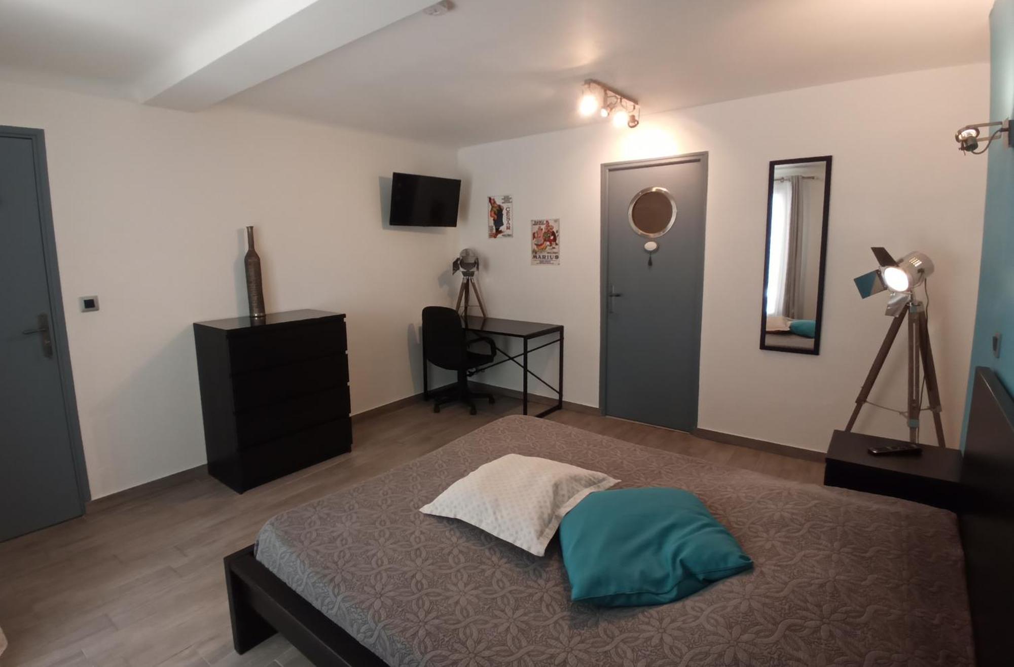 Bed and Breakfast Sur Les Pas De Pagnol Обань Номер фото